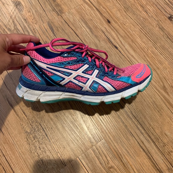 Asics Shoes - Women’s shoes